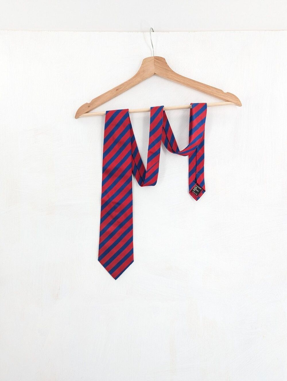 ETRO Milano Silk Tie Navy Blue Burgundy Striped  Italy Luxury Designer Necktie